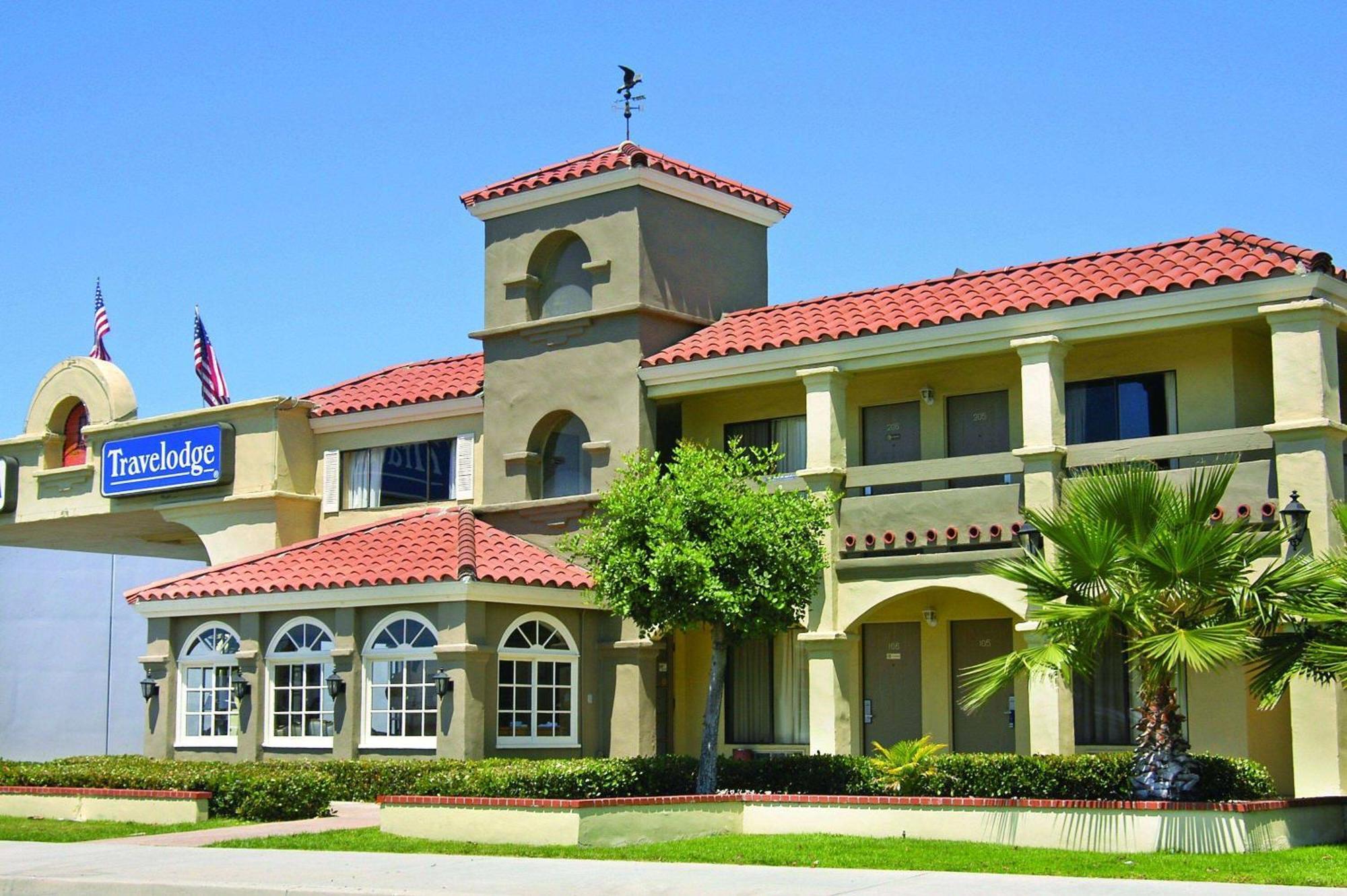 Travelodge By Wyndham Costa Mesa Newport Beach Hacienda Zewnętrze zdjęcie
